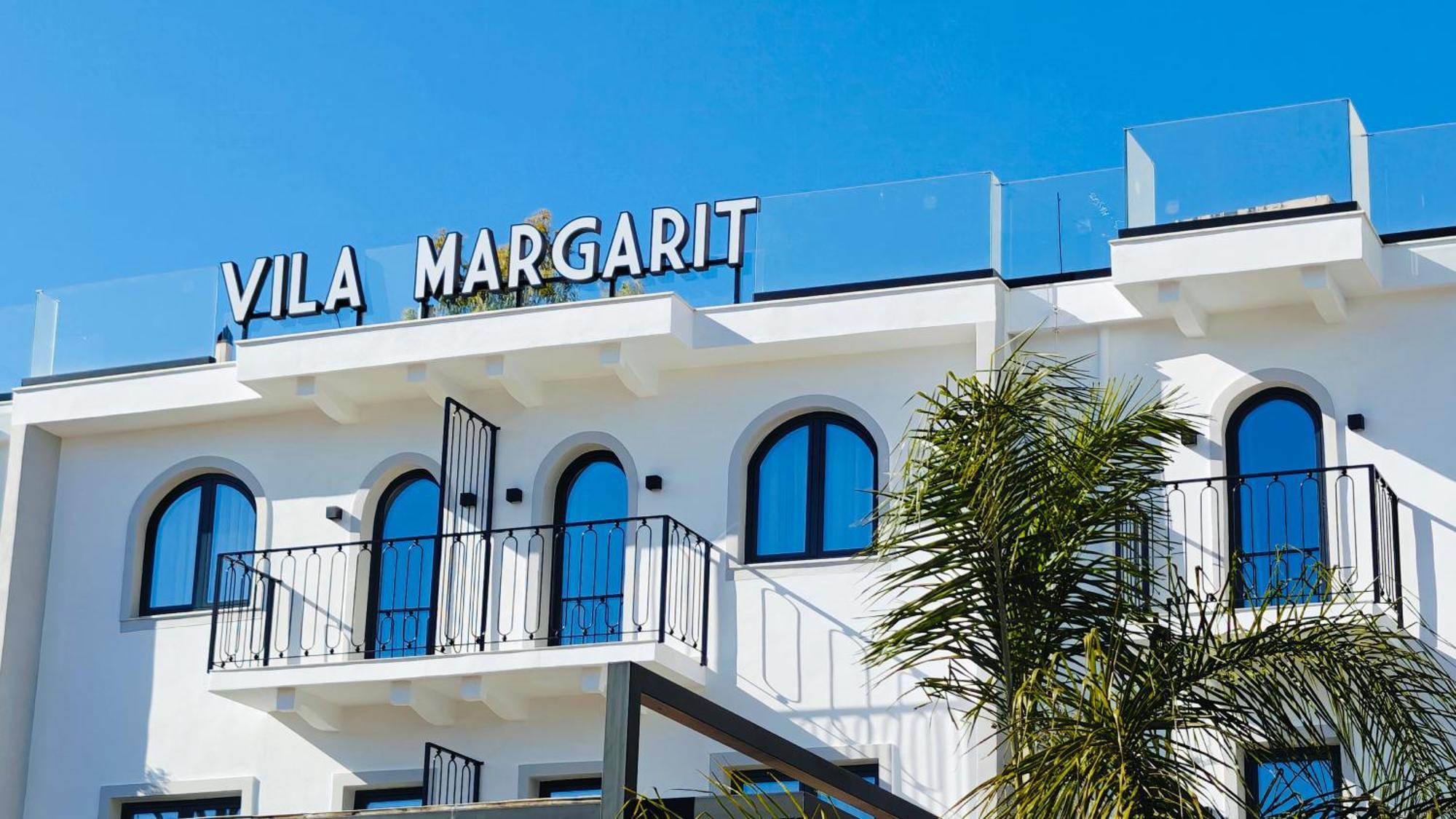 玛格丽特别墅酒店 Sarandë 外观 照片
